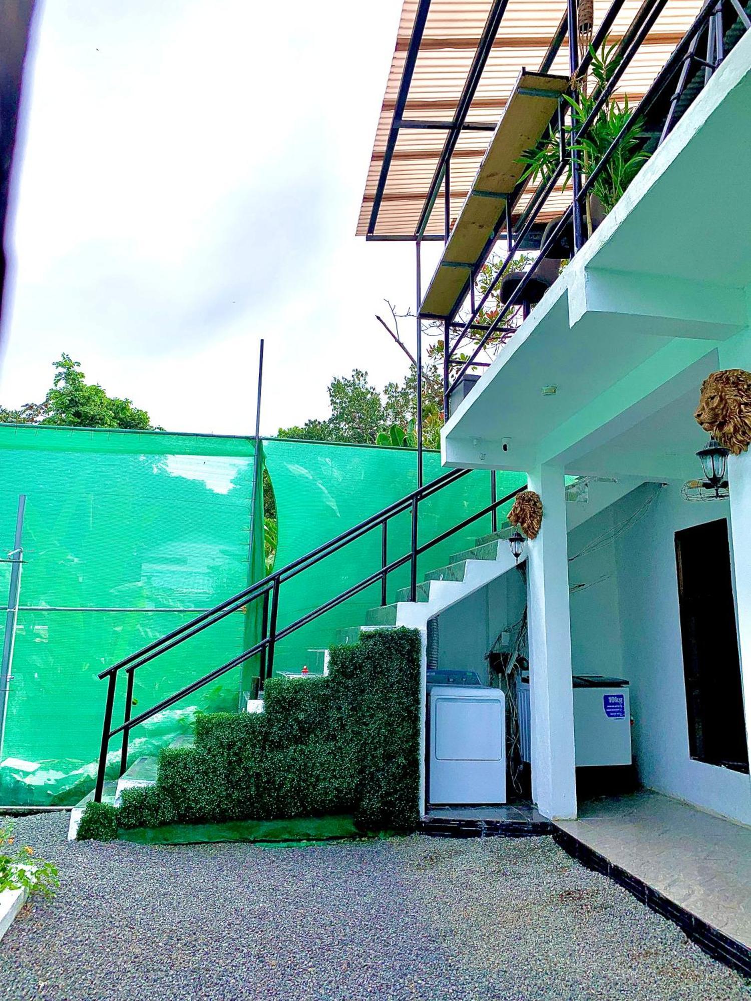 H Et L Apartment Tortuguero Luaran gambar