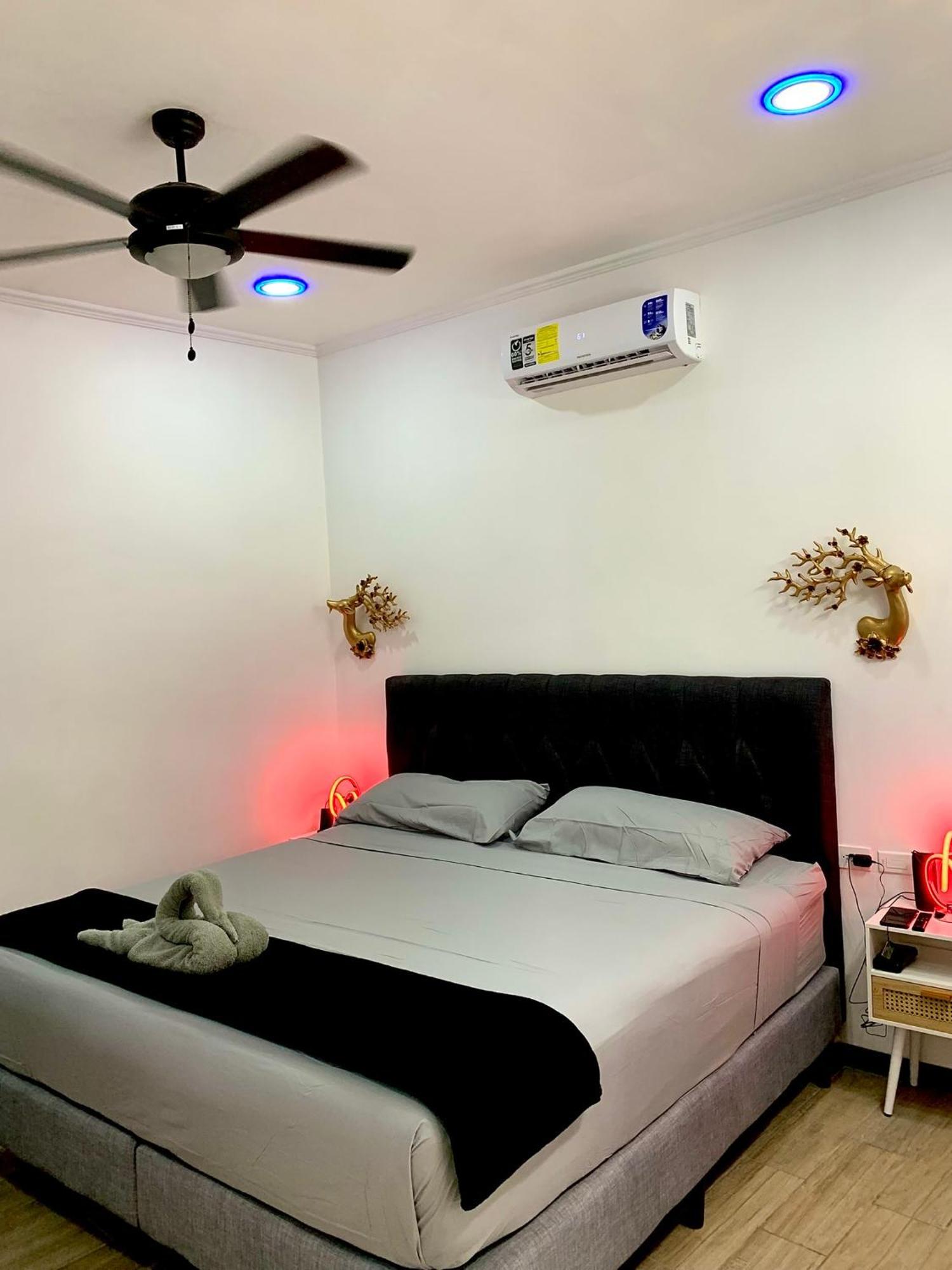 H Et L Apartment Tortuguero Luaran gambar